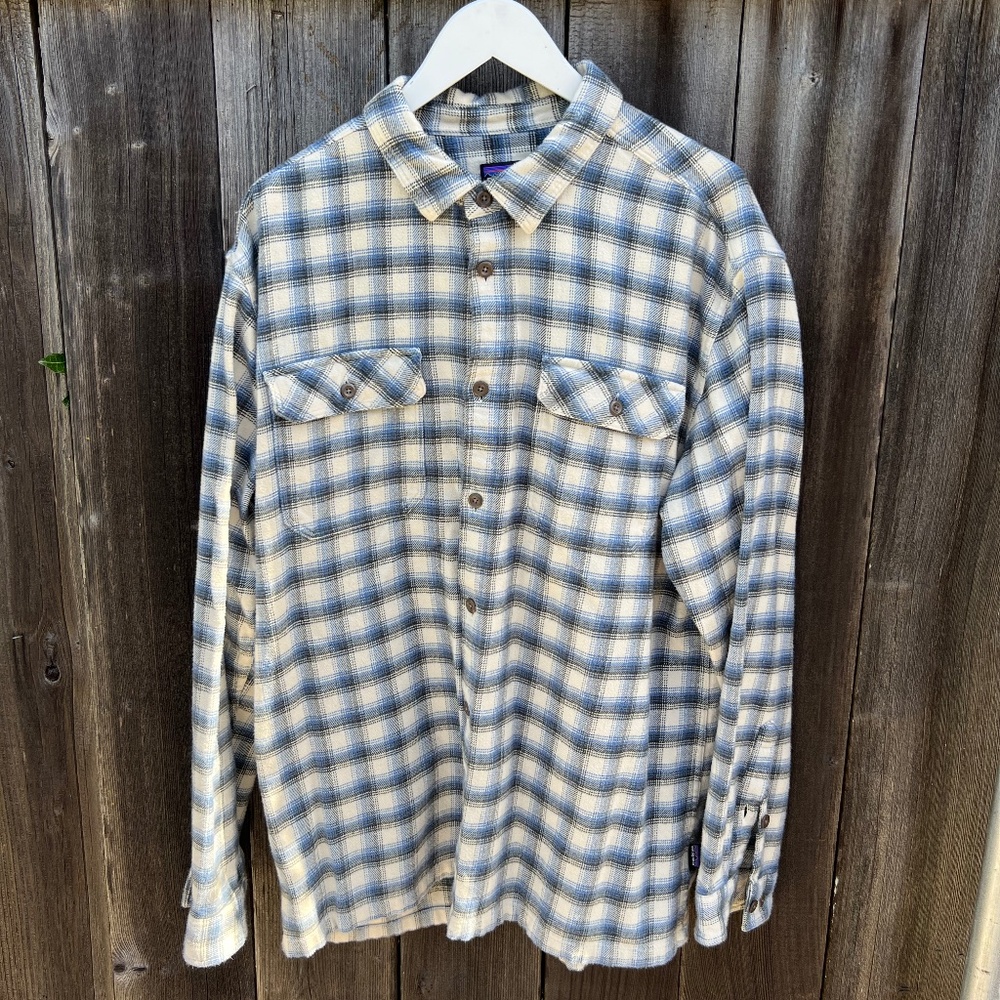 Patagonia - Men's Fjord Flannel Shirt - XL